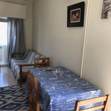 Medusa Gardens 206 -beach Front- Apartment Larnaca